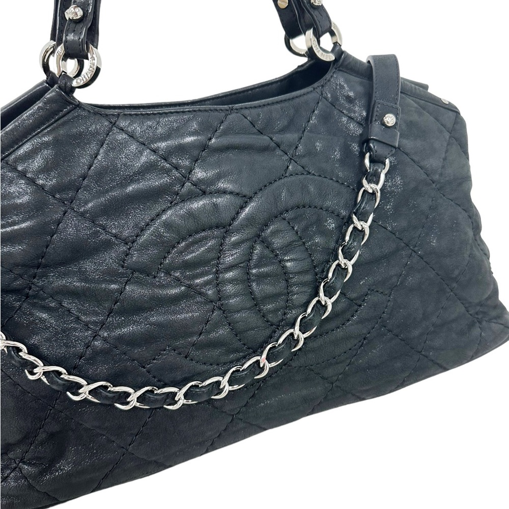 Chanel Matelasse Quilted Black Shimmer Leather Chain Shoulder Tote Bag - Picture 4 of 16